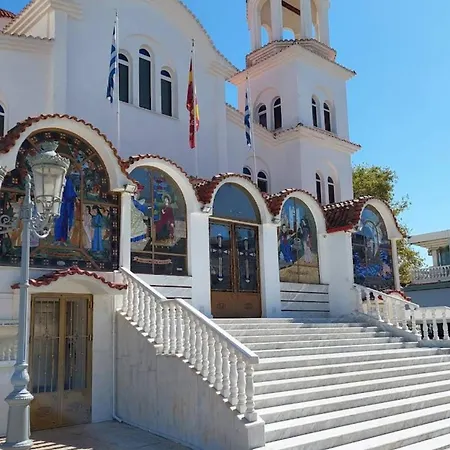 Διαμέρισμα Dafnis *